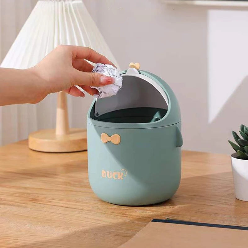 Mini Desktop Trash Can with Lid – Cute, Clean & Compact